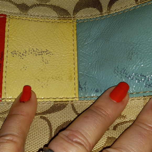 Coach Shoulder Bag - Picture 5 of 6